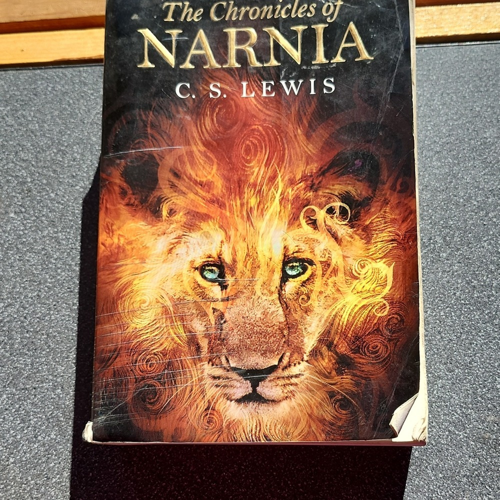 The Chronicles of Narnia C.S. Lewis Complete 7 Book Collection Paperback Fantasy